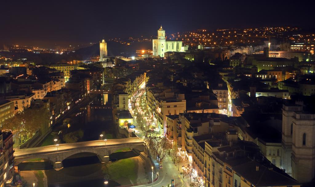 Apartaments Placa Del VI ジローナ エクステリア 写真