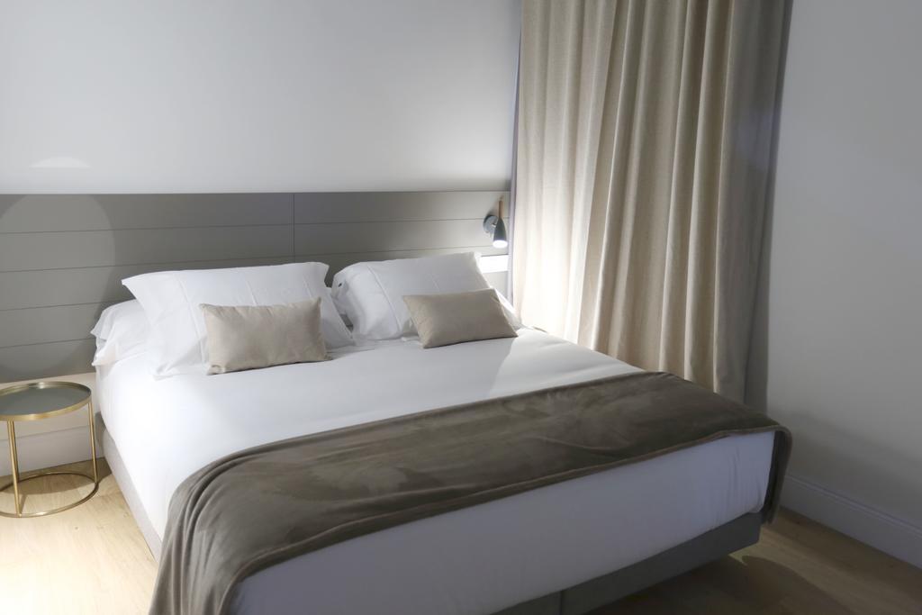 Apartaments Placa Del VI ジローナ エクステリア 写真