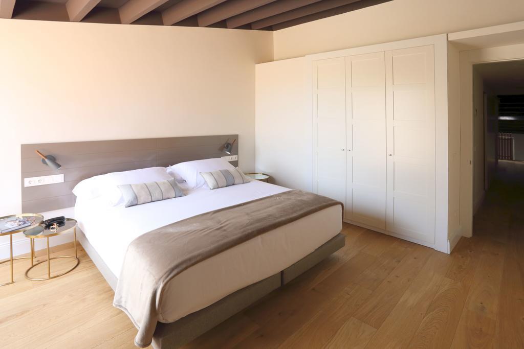 Apartaments Placa Del VI ジローナ エクステリア 写真