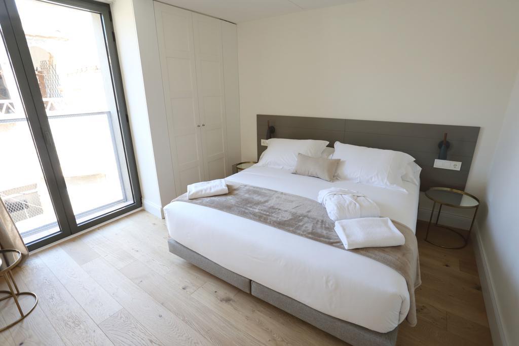 Apartaments Placa Del VI ジローナ エクステリア 写真