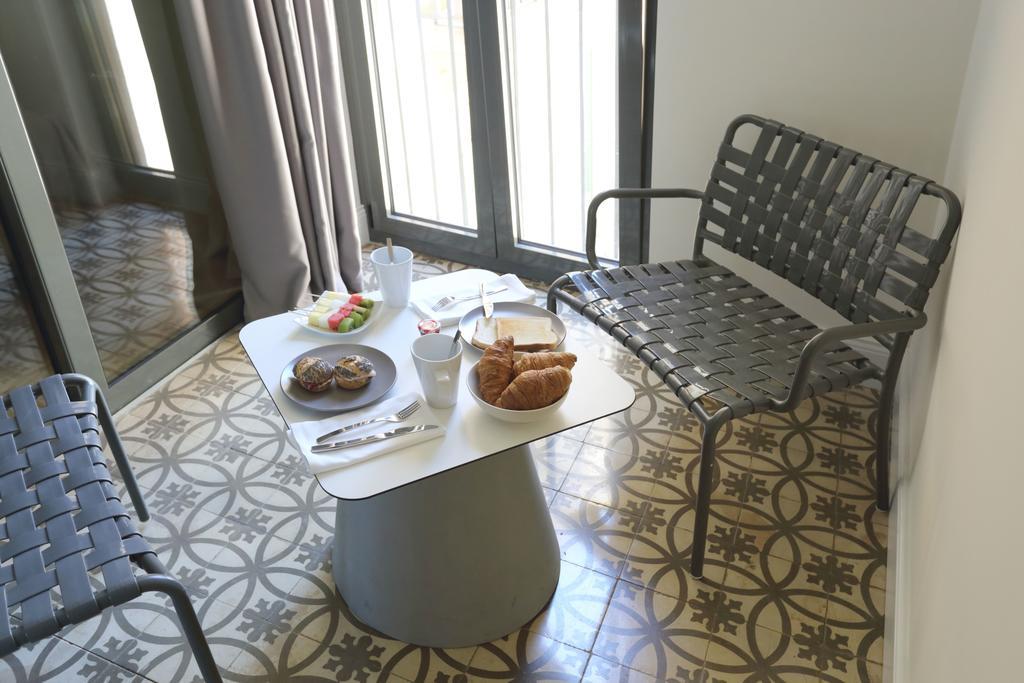 Apartaments Placa Del VI ジローナ エクステリア 写真
