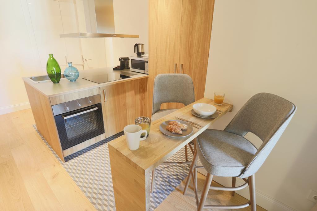 Apartaments Placa Del VI ジローナ エクステリア 写真