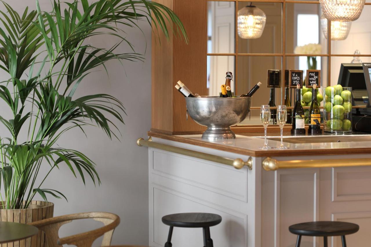 Apartaments Placa Del VI ジローナ エクステリア 写真